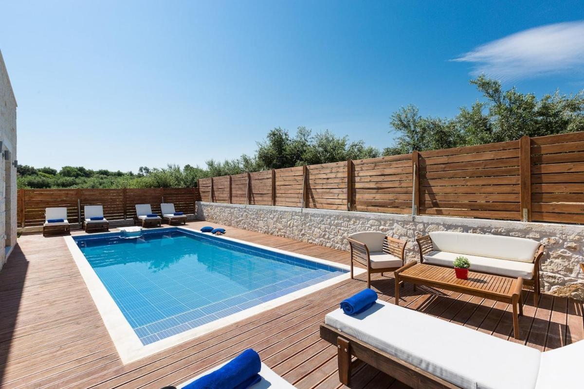Villa Vera - With Private Heated Pool & Jacuzzi Pangalochori Zewnętrze zdjęcie