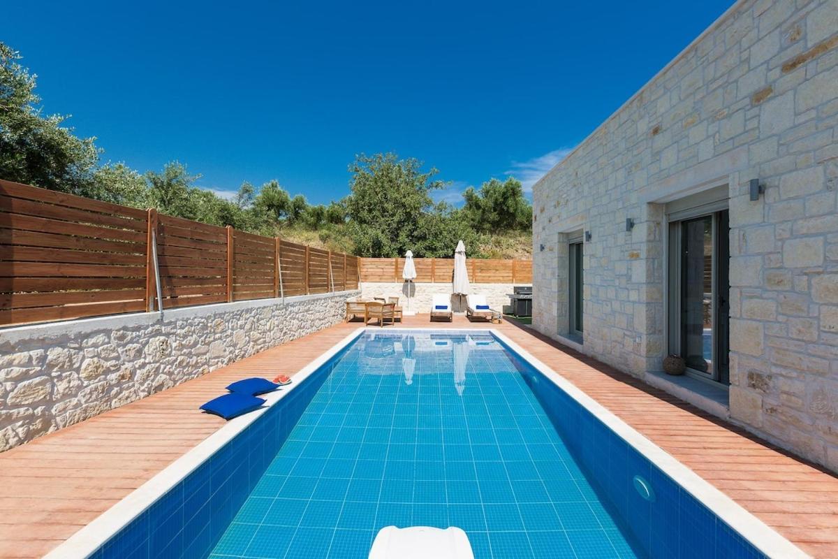 Villa Vera - With Private Heated Pool & Jacuzzi Pangalochori Zewnętrze zdjęcie