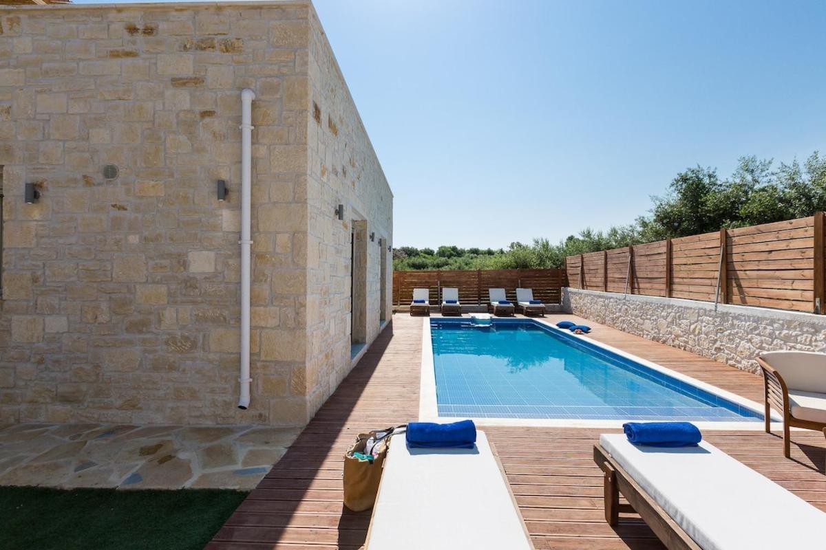 Villa Vera - With Private Heated Pool & Jacuzzi Pangalochori Zewnętrze zdjęcie