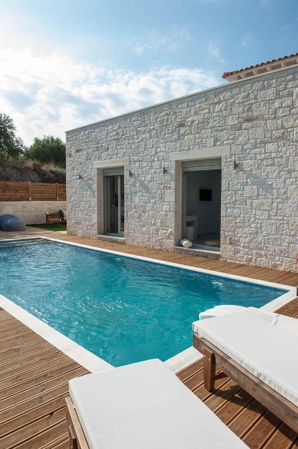 Villa Vera - With Private Heated Pool & Jacuzzi Pangalochori Zewnętrze zdjęcie